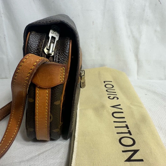 Vintage Louis Vuitton Shoulder Bag - Picture 4 of 11